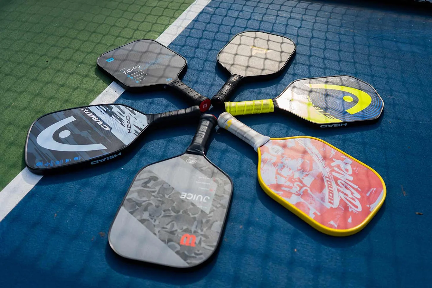 which pickleball paddle to buy