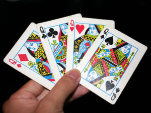 How Does Queen of Hearts Work