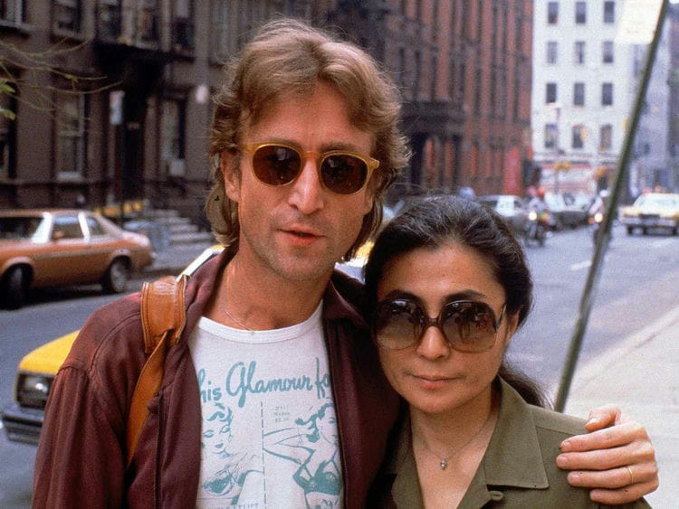 When Did John Lennon Meet Yoko Ono